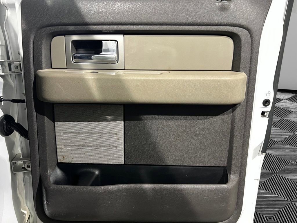 Used 2010 Ford F150 XLT image 13