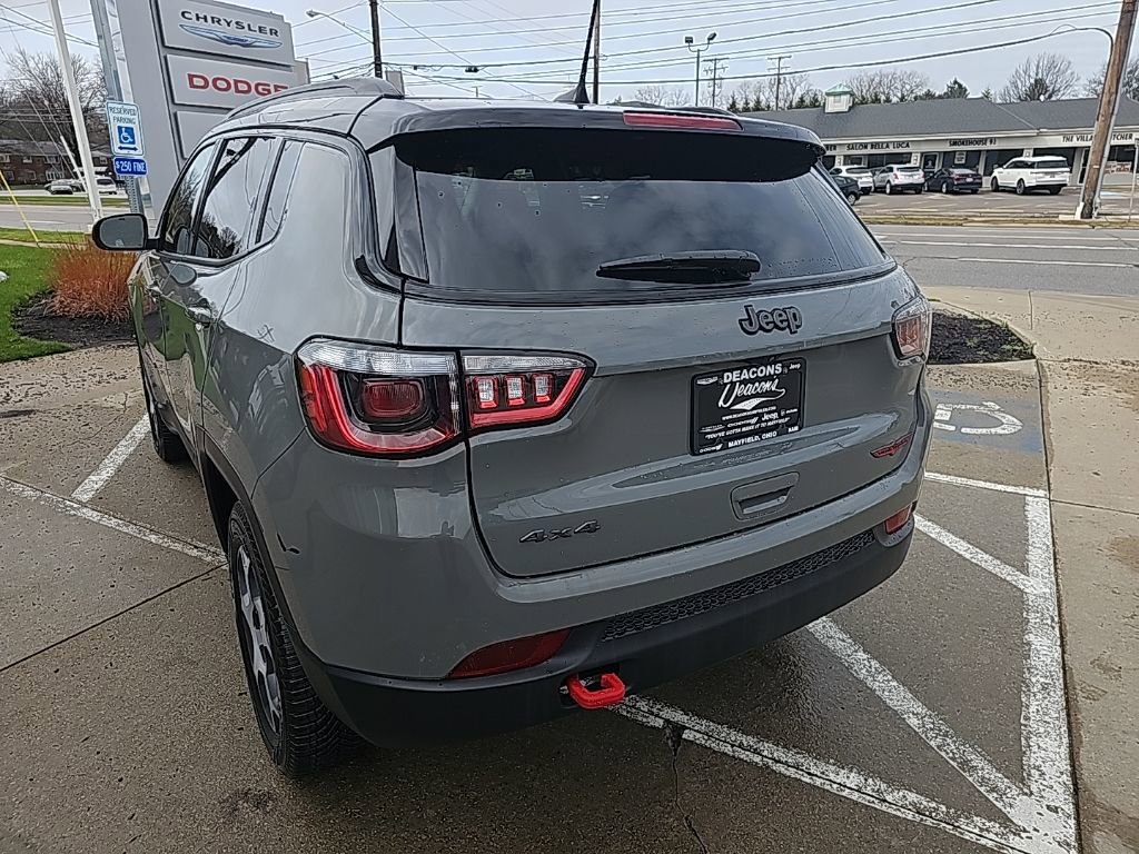 Certified 2022 Jeep Compass Trailhawk w/ Trailhawk Convenience Group AWD/4WD image 12