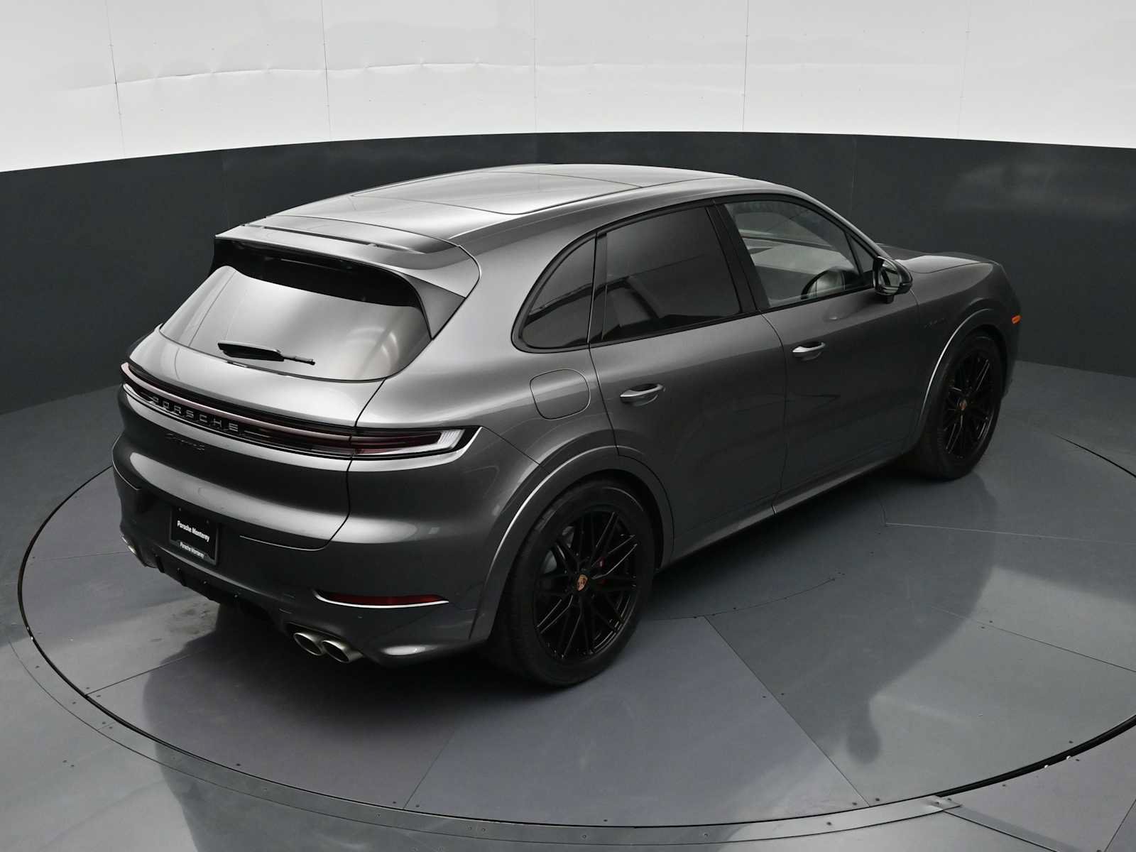 Used 2026 Porsche Cayenne S AWD/4WD image 34