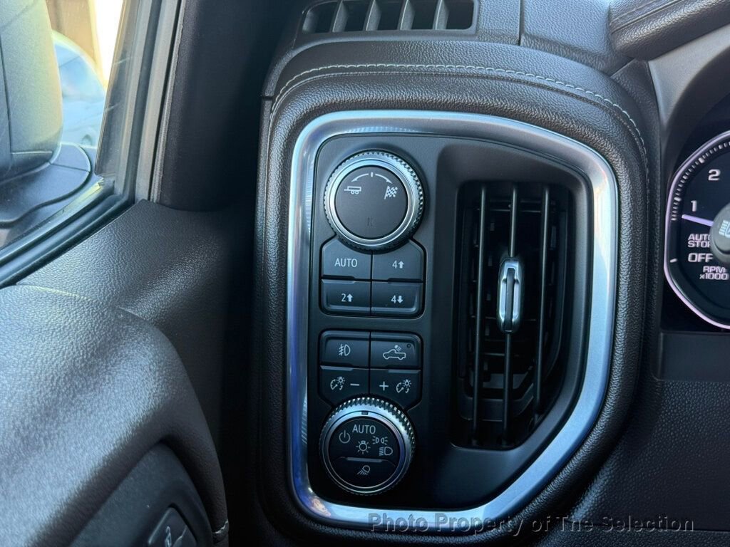 Used 2019 GMC Sierra 1500 SLT w/ SLT Premium Plus Package AWD/4WD image 29