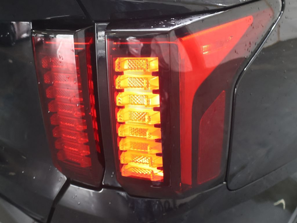 Used 2023 Kia Sorento LX FWD image 32