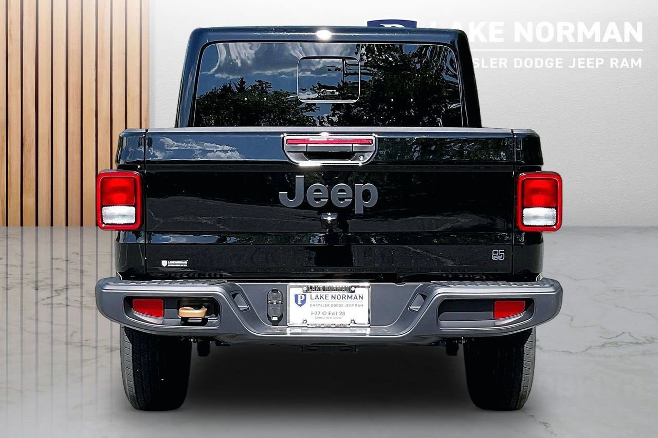 New 2026 Jeep Gladiator Sport AWD/4WD image 8