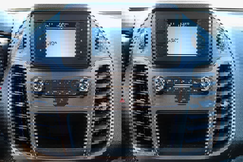 Used 2023 Ford Transit Connect XL image 15