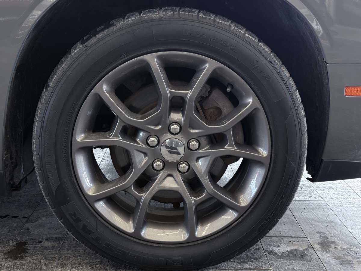 Used 2018 Dodge Challenger GT w/ GT Interior Package image 27