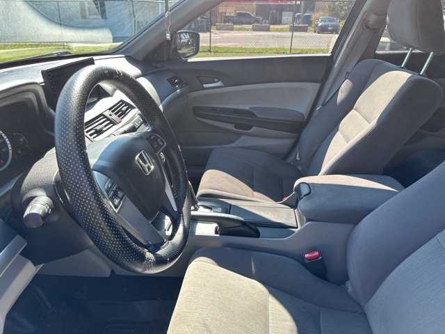 Used 2012 Honda Accord LX image 8
