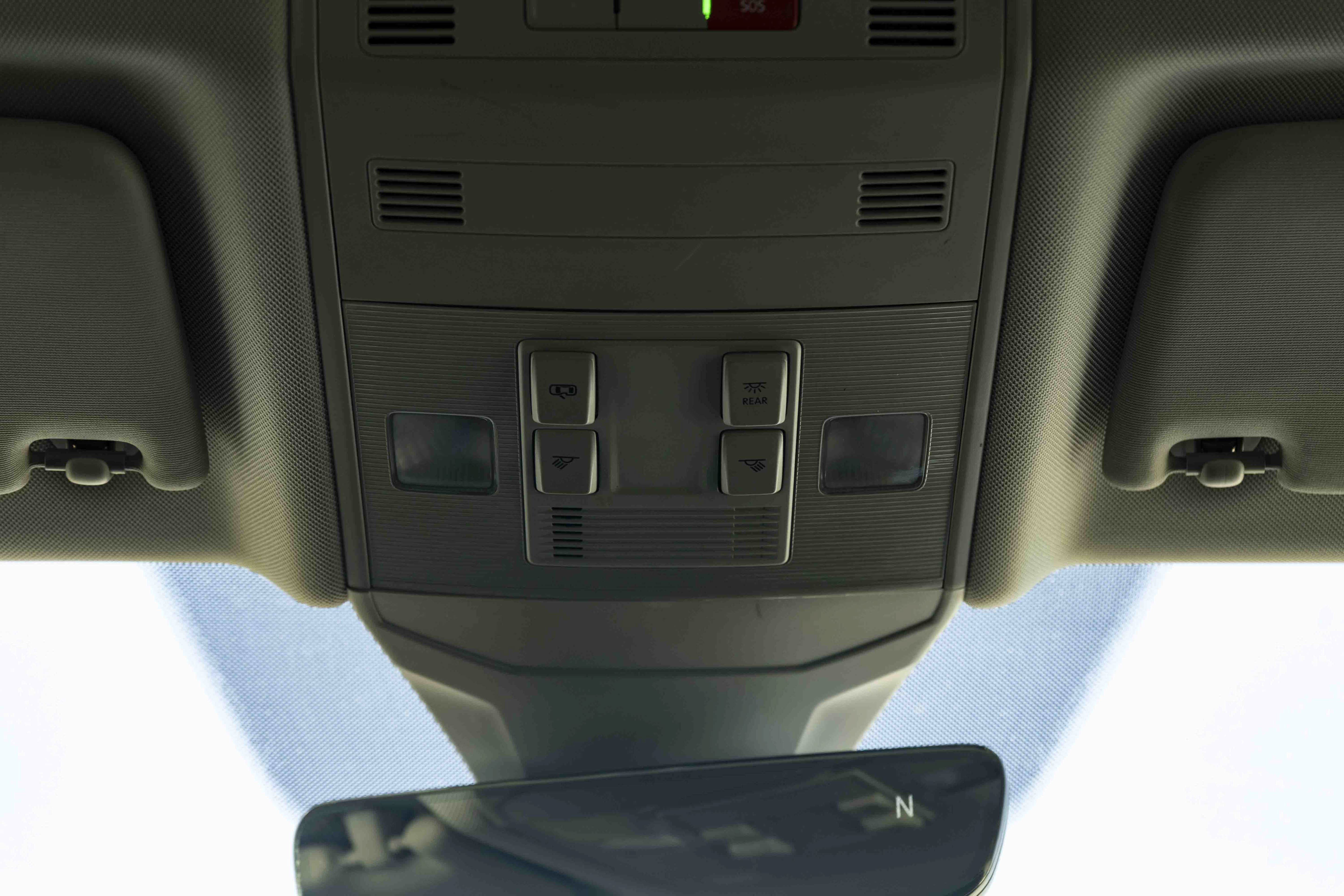 Certified 2025 Volkswagen Jetta S FWD image 32