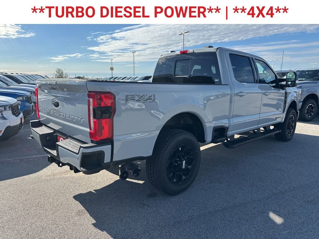 New 2026 Ford F250 Lariat w/ Black Appearance Package image 9