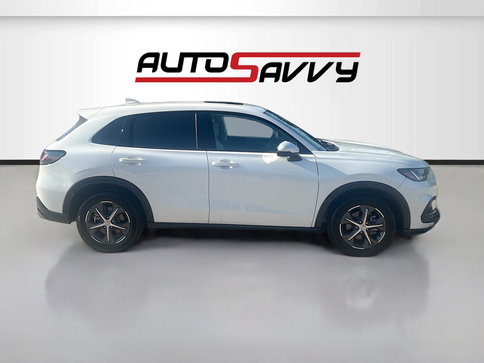 Used 2025 Honda HR-V EX-L image 8