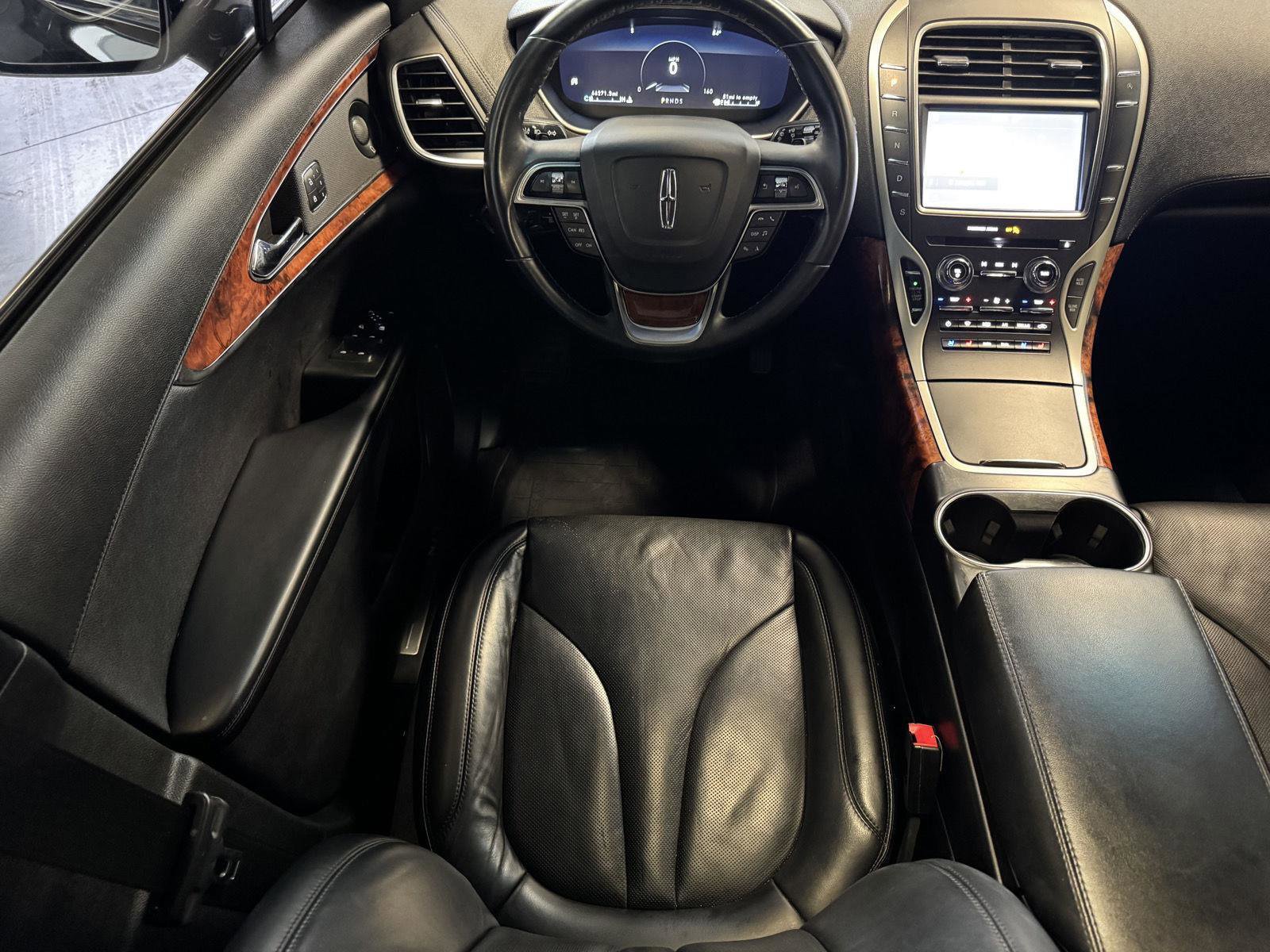 Used 2020 Lincoln Nautilus Reserve w/ Monochromatic Package image 30