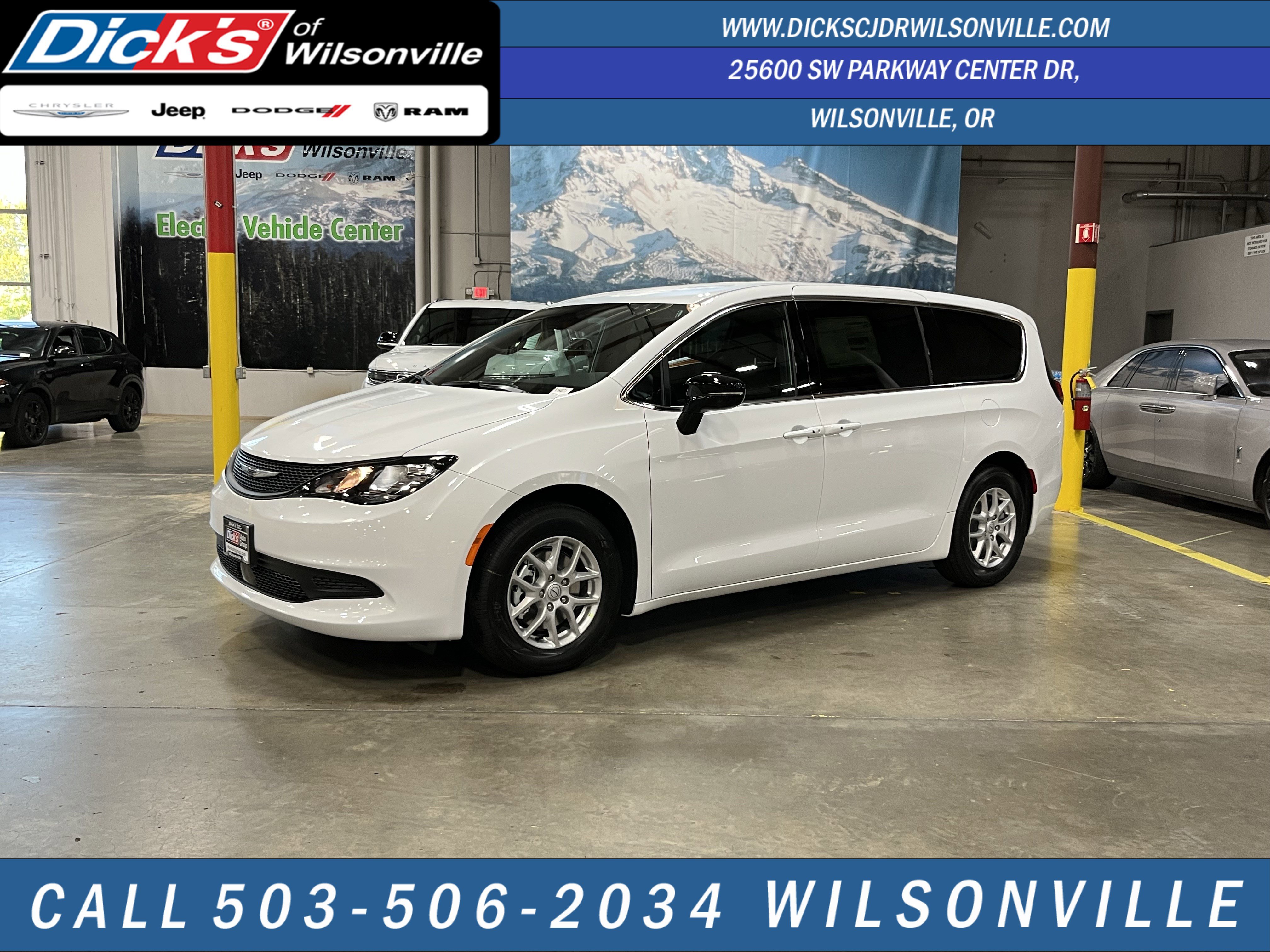 New 2026 Chrysler Voyager LX