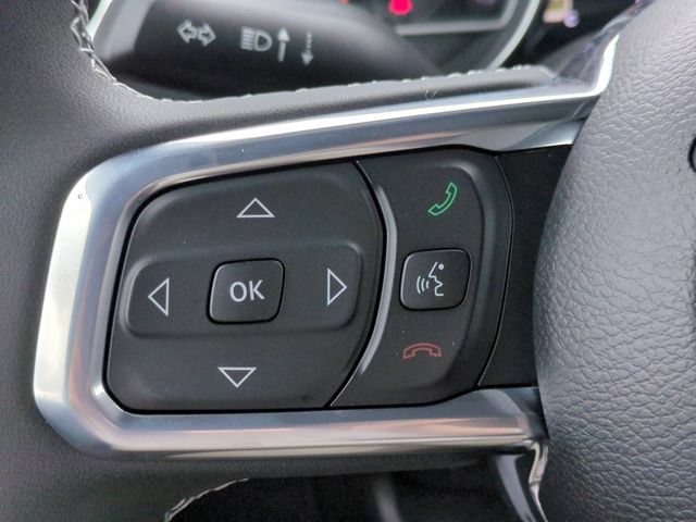 Used 2023 Jeep Gladiator Overland AWD/4WD image 16
