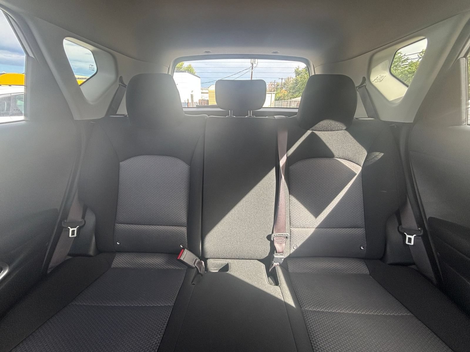Used 2025 Kia Soul LX w/ LX Technology Package FWD image 34