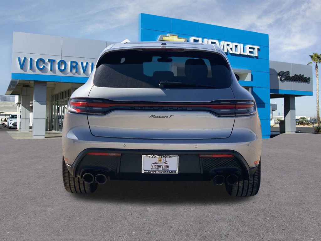 Used 2023 Porsche Macan Base image 5
