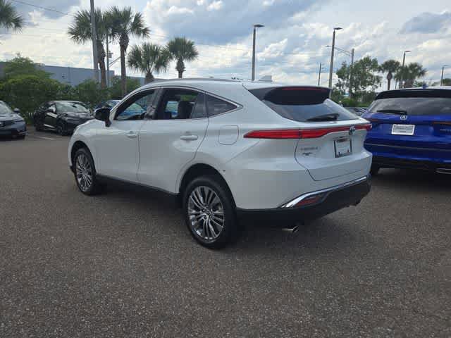 Used 2024 Toyota Venza XLE AWD/4WD image 6