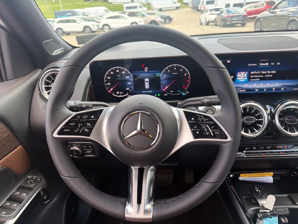 New 2026 Mercedes-Benz GLB 250 4MATIC image 14