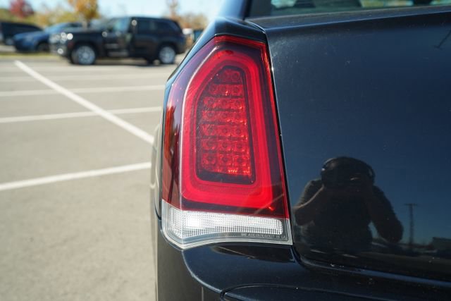 Used 2023 Chrysler 300 S image 41