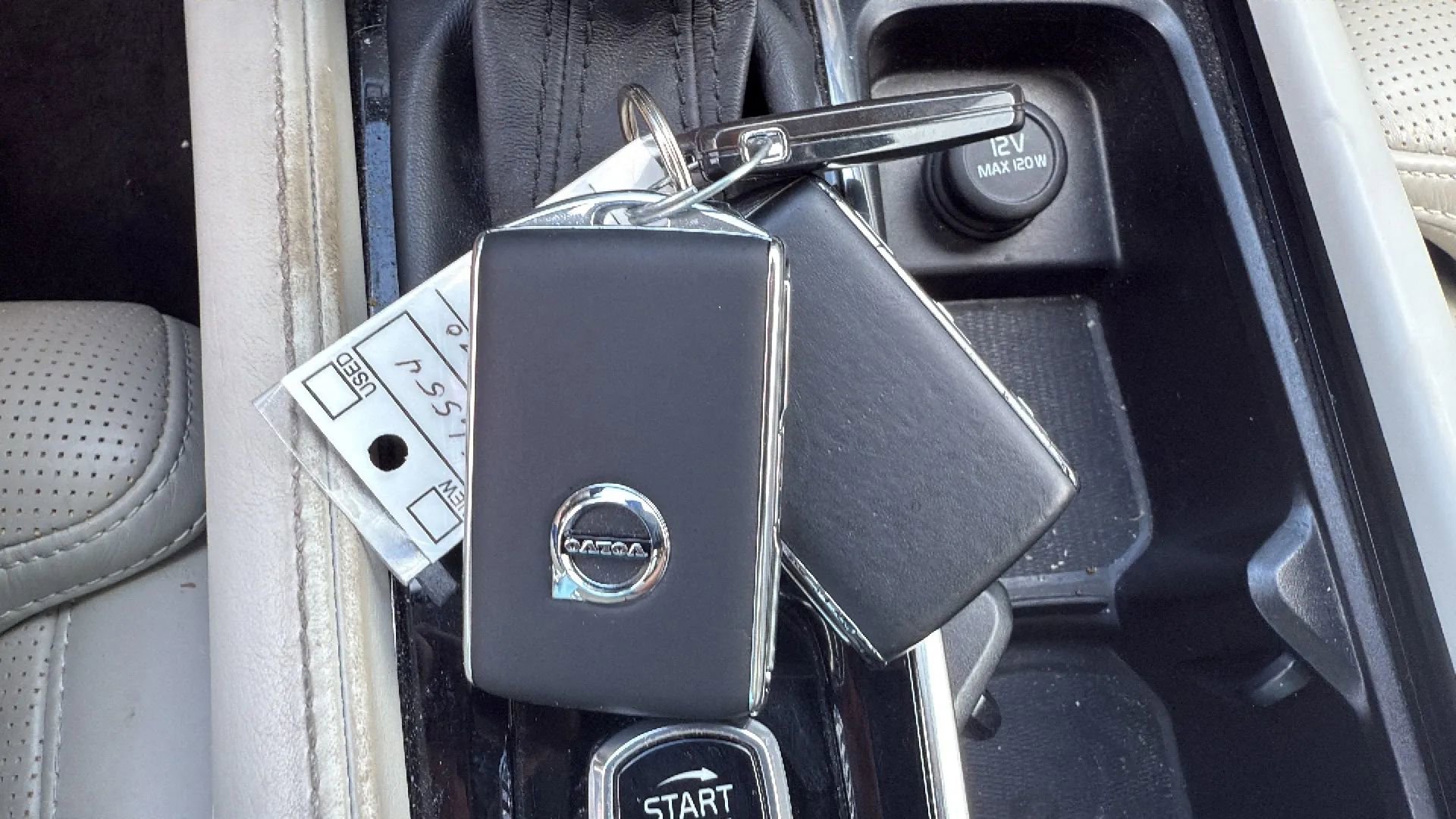 Used 2020 Volvo XC90 T6 Inscription w/ Protection Package image 21