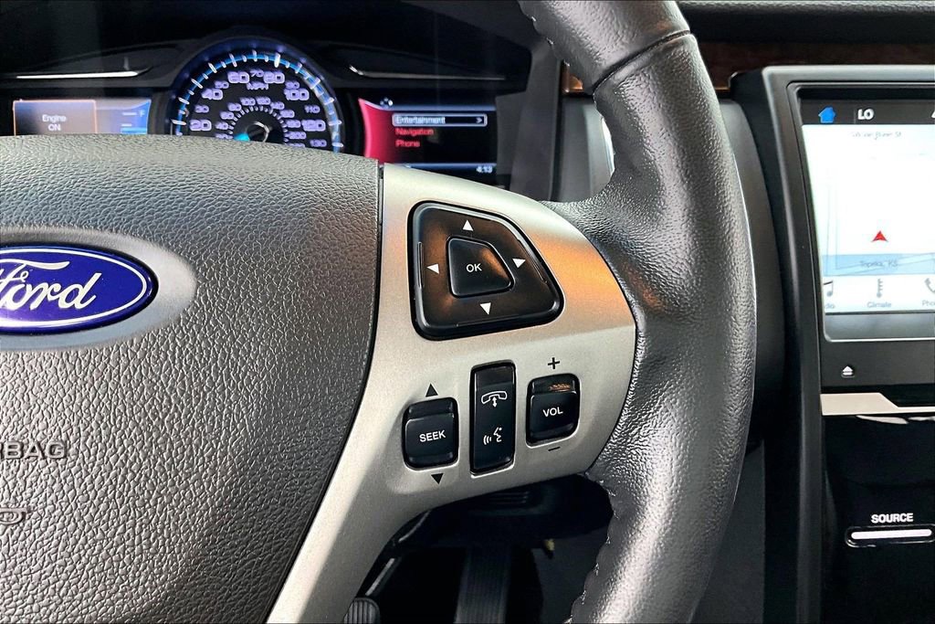 Used 2018 Ford Flex Limited w/ Equipment Group 301A FWD image 19