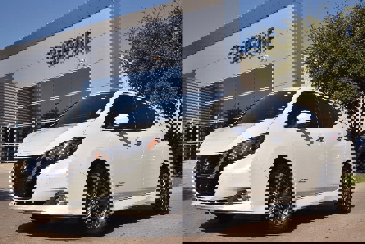 Used 2018 Nissan Leaf SV