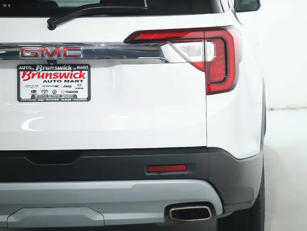 Used 2023 GMC Acadia SLE FWD image 43