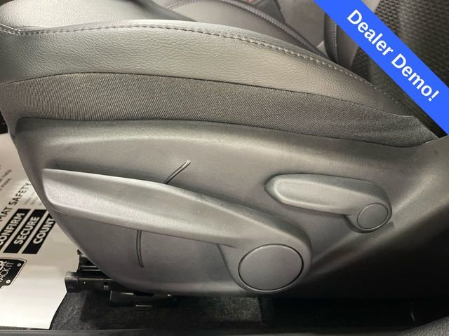 New 2026 Jeep Compass Latitude image 12