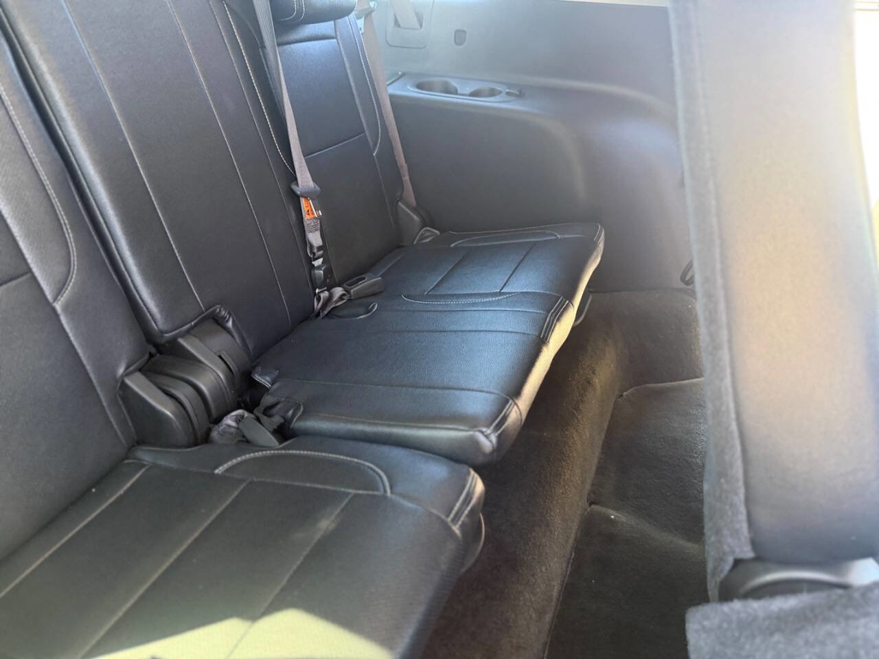 Used 2016 Chevrolet Suburban LS RWD image 39