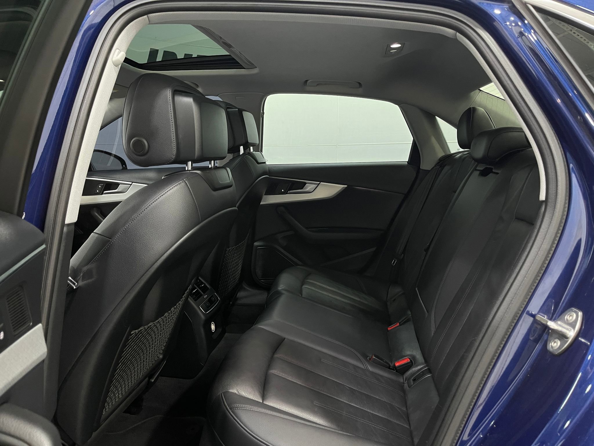 Used 2018 Audi A4 2.0T Ultra Premium Plus w/ Premium Plus Package FWD image 30