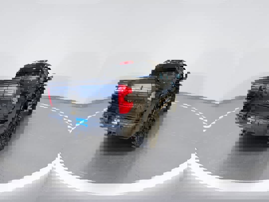 Used 2014 Toyota Tundra Platinum image 8