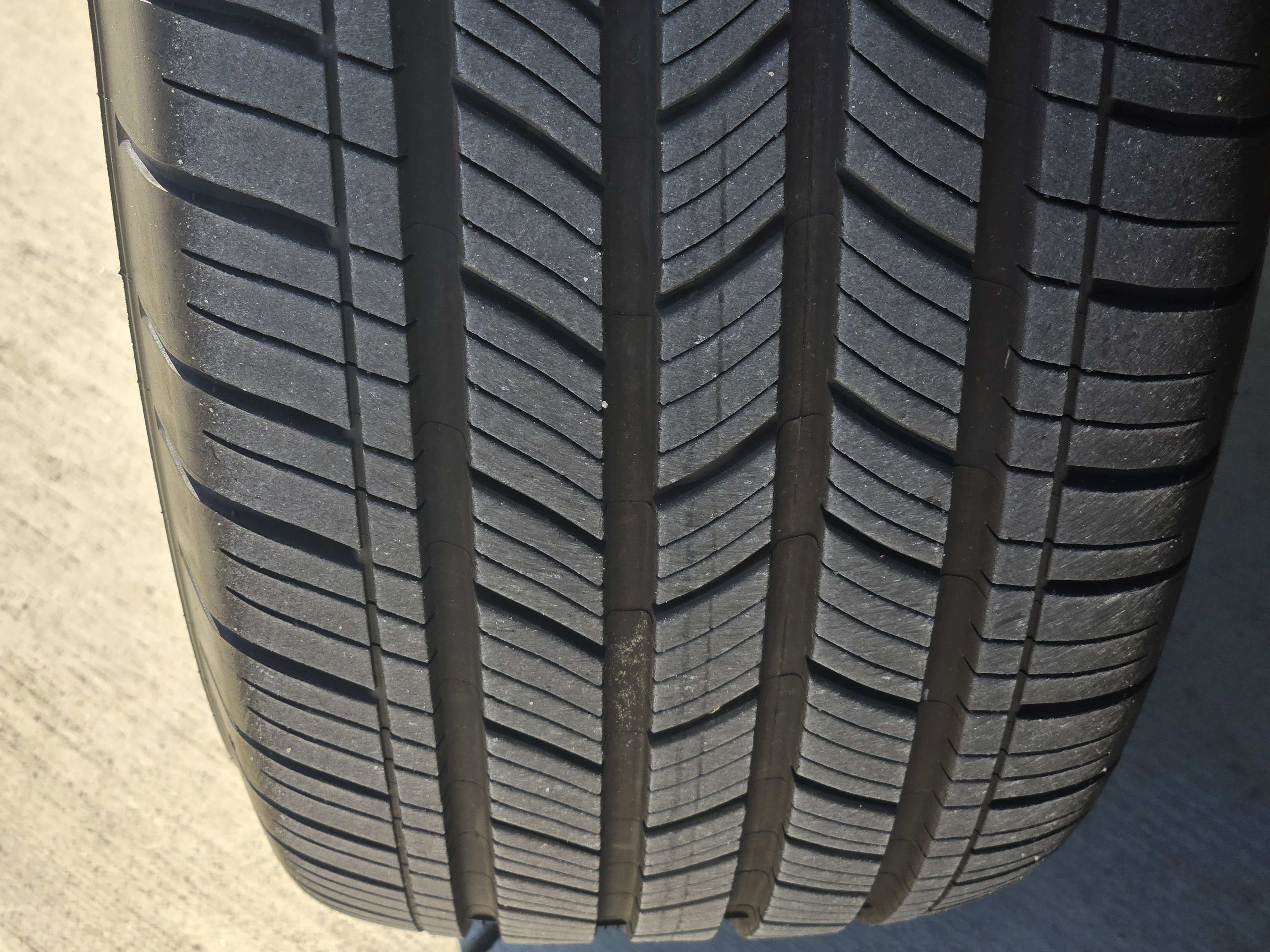 Certified 2025 Acura ADX FWD image 9