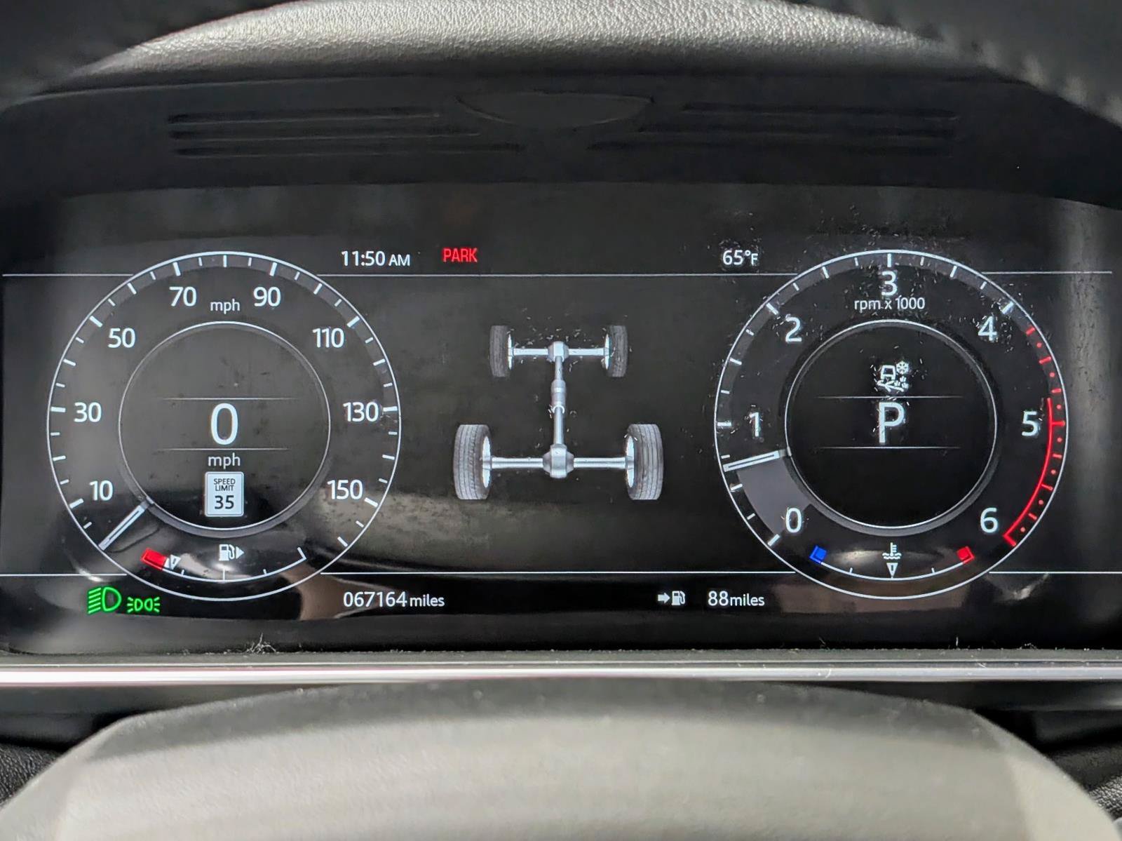 Used 2018 Land Rover Range Rover Sport HSE AWD/4WD image 31