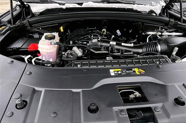 Certified 2024 Jeep Grand Cherokee Limited w/ Luxury Tech Group II image 9