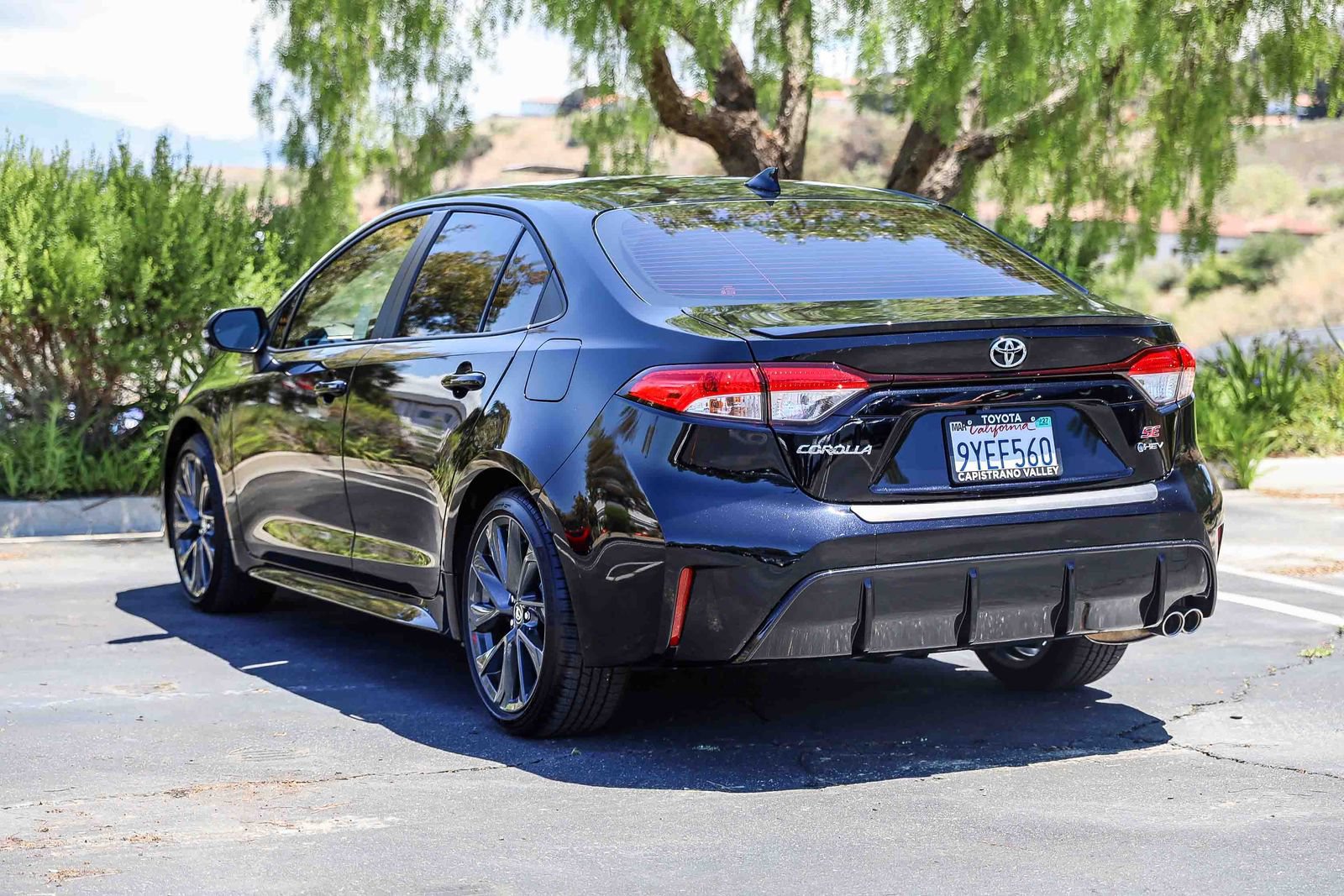 Certified 2026 Toyota Corolla SE w/ SE Premium Package FWD image 6