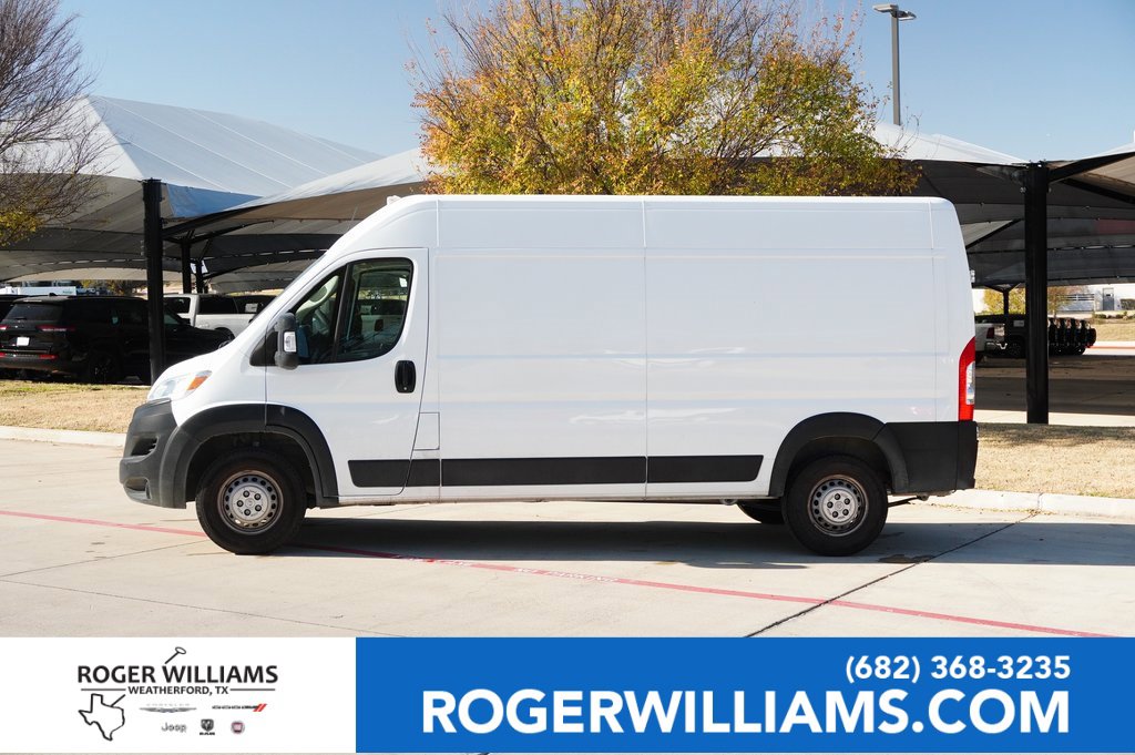 Used 2024 RAM ProMaster 2500 w/ Convenience Group image 1