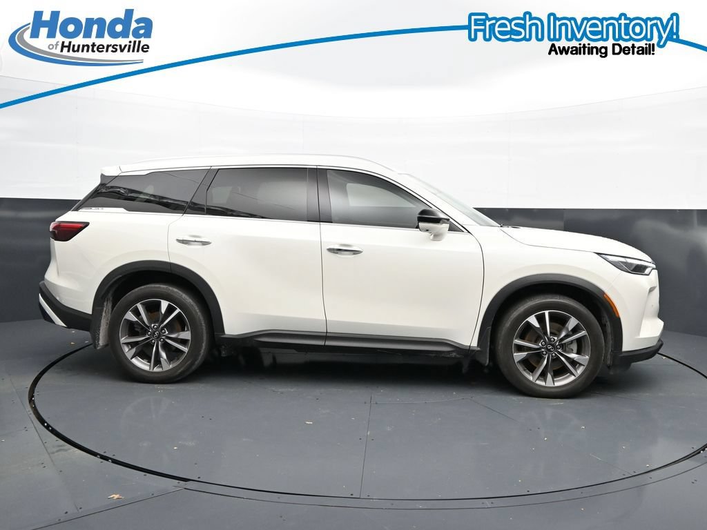 Used 2023 INFINITI QX60 Luxe w/ Cargo Package AWD/4WD image 11