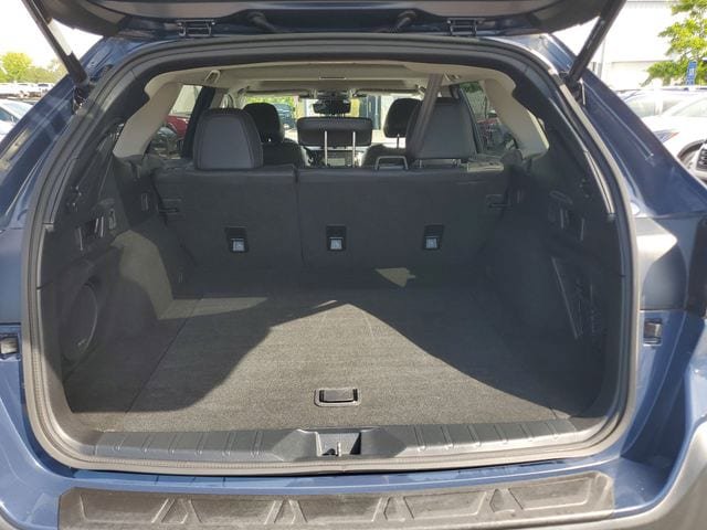 Certified 2023 Subaru Outback Touring XT AWD/4WD image 10