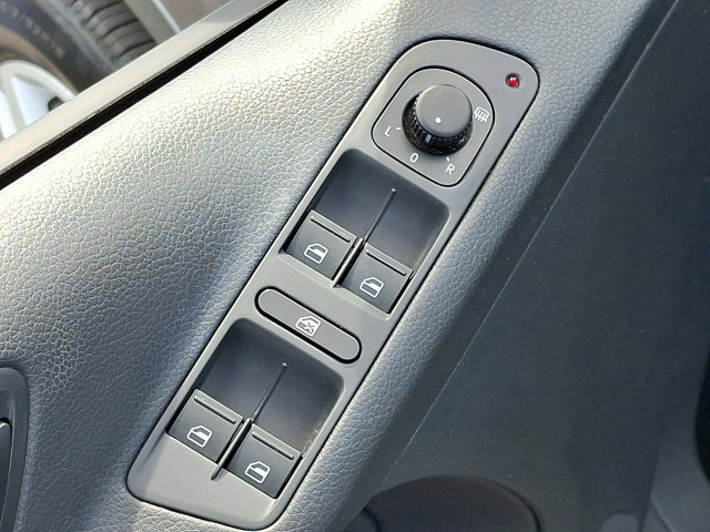 Used 2014 Volkswagen Tiguan S AWD/4WD image 14