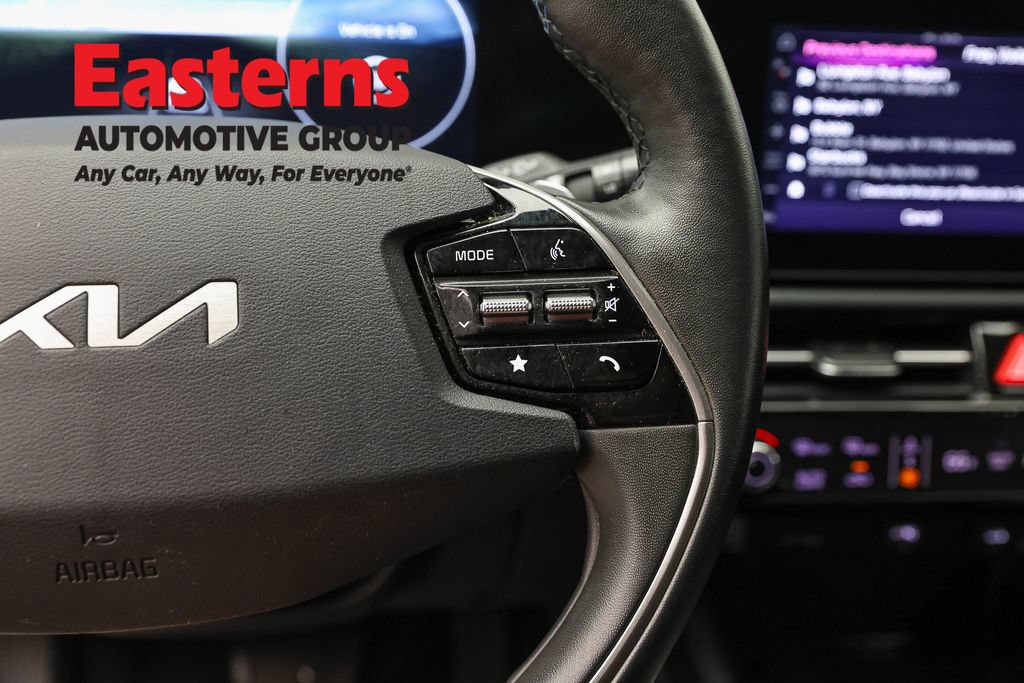 Used 2024 Kia Niro Wind w/ Wind Preserve Package FWD image 16