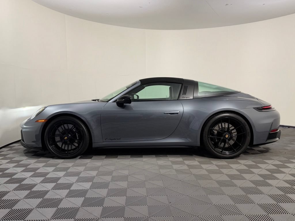 Certified 2026 Porsche 911 Targa 4 GTS AWD/4WD image 6