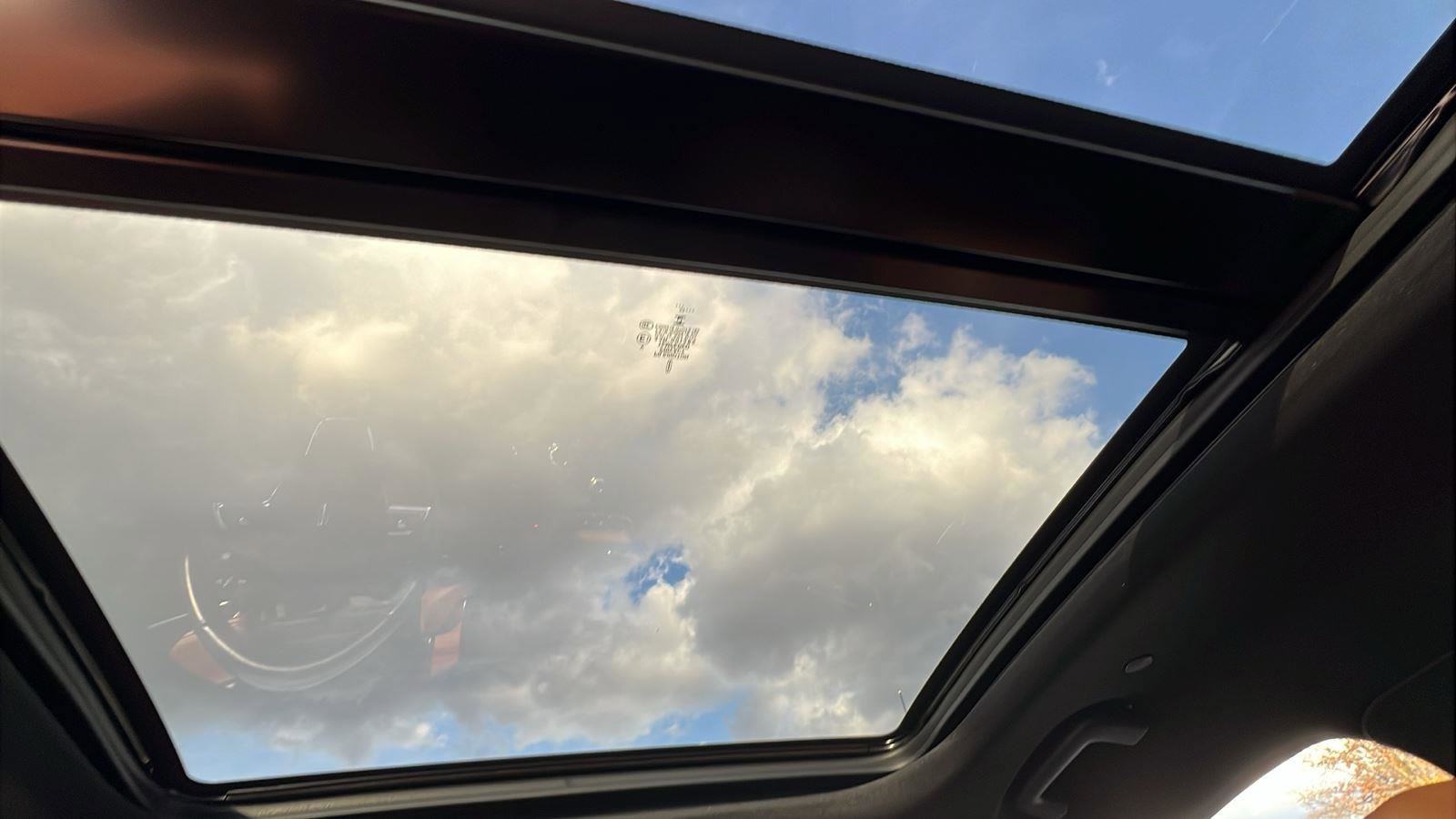 Used 2023 Lincoln Nautilus Reserve w/ Equipment Group 201A image 21