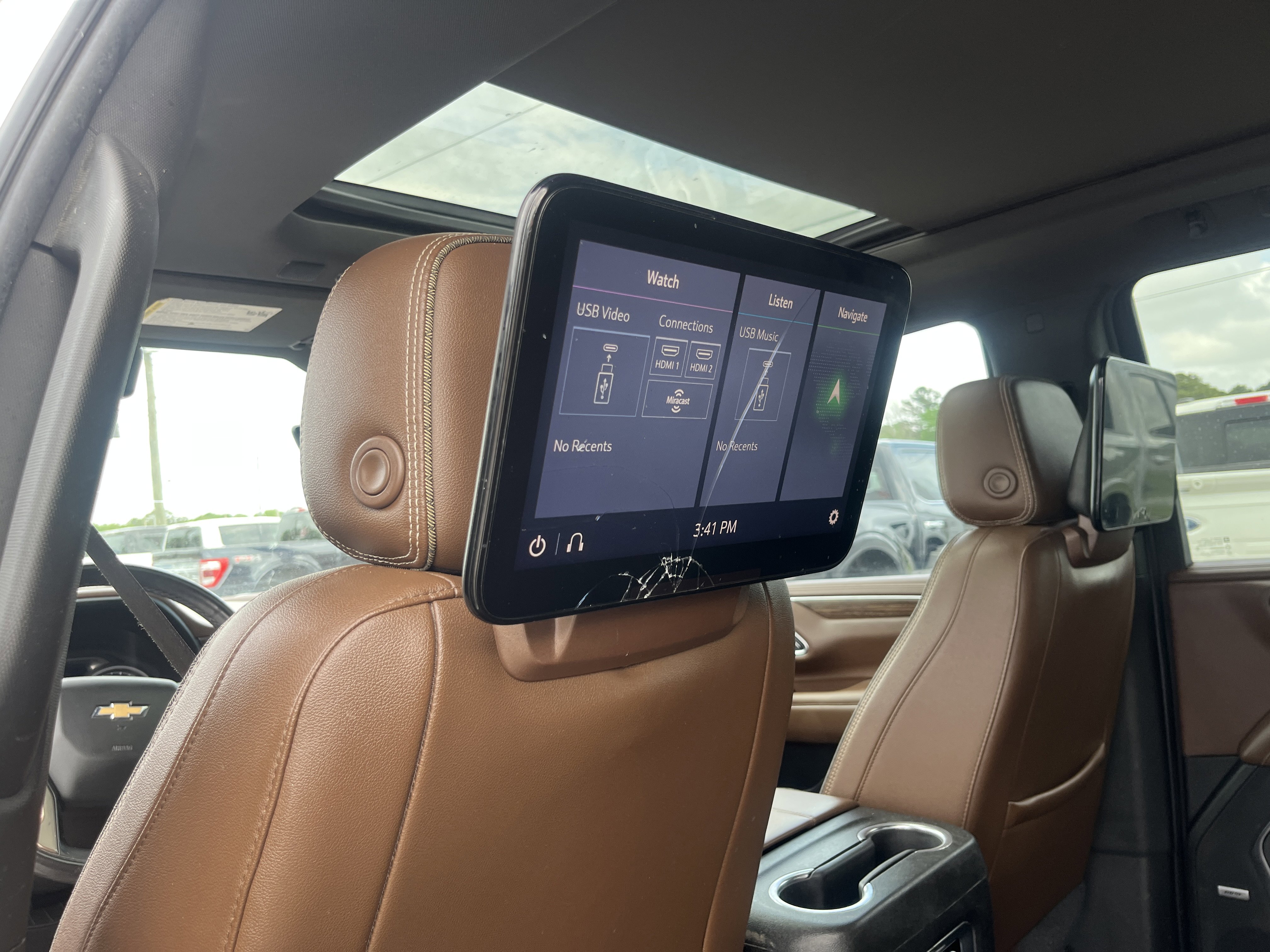 Used 2021 Chevrolet Tahoe High Country w/ Premium Package image 29