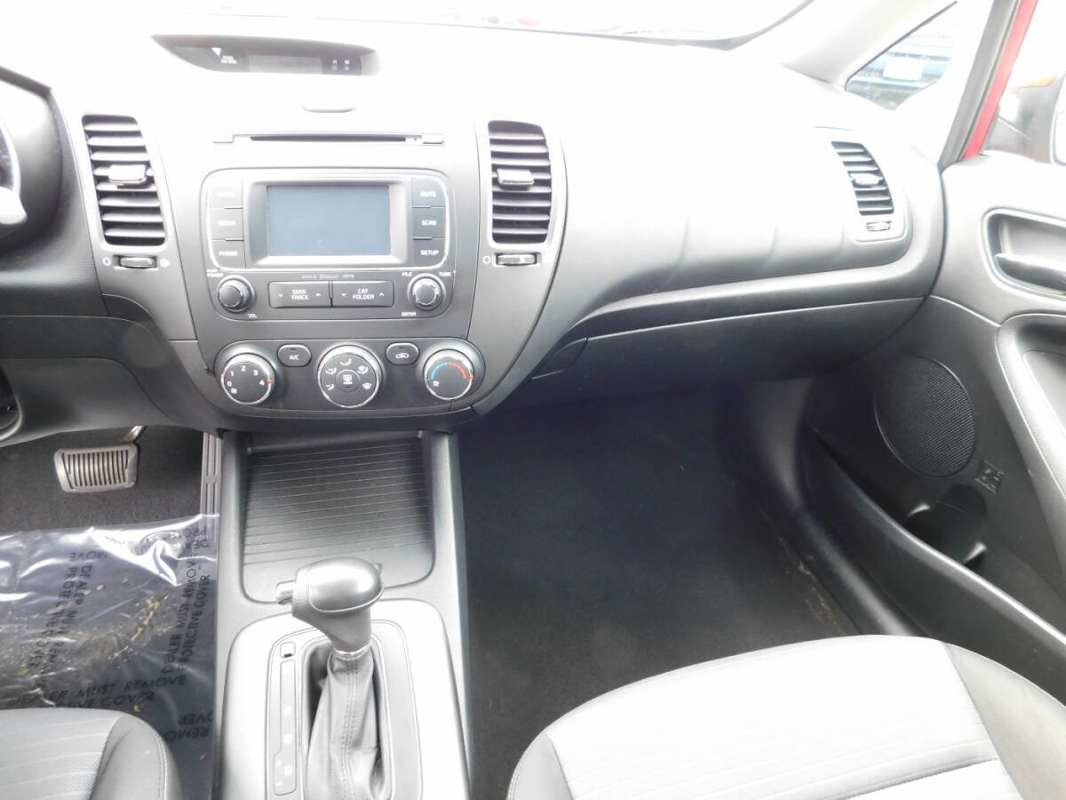 Used 2016 Kia Forte LX w/ LX Popular Package image 7