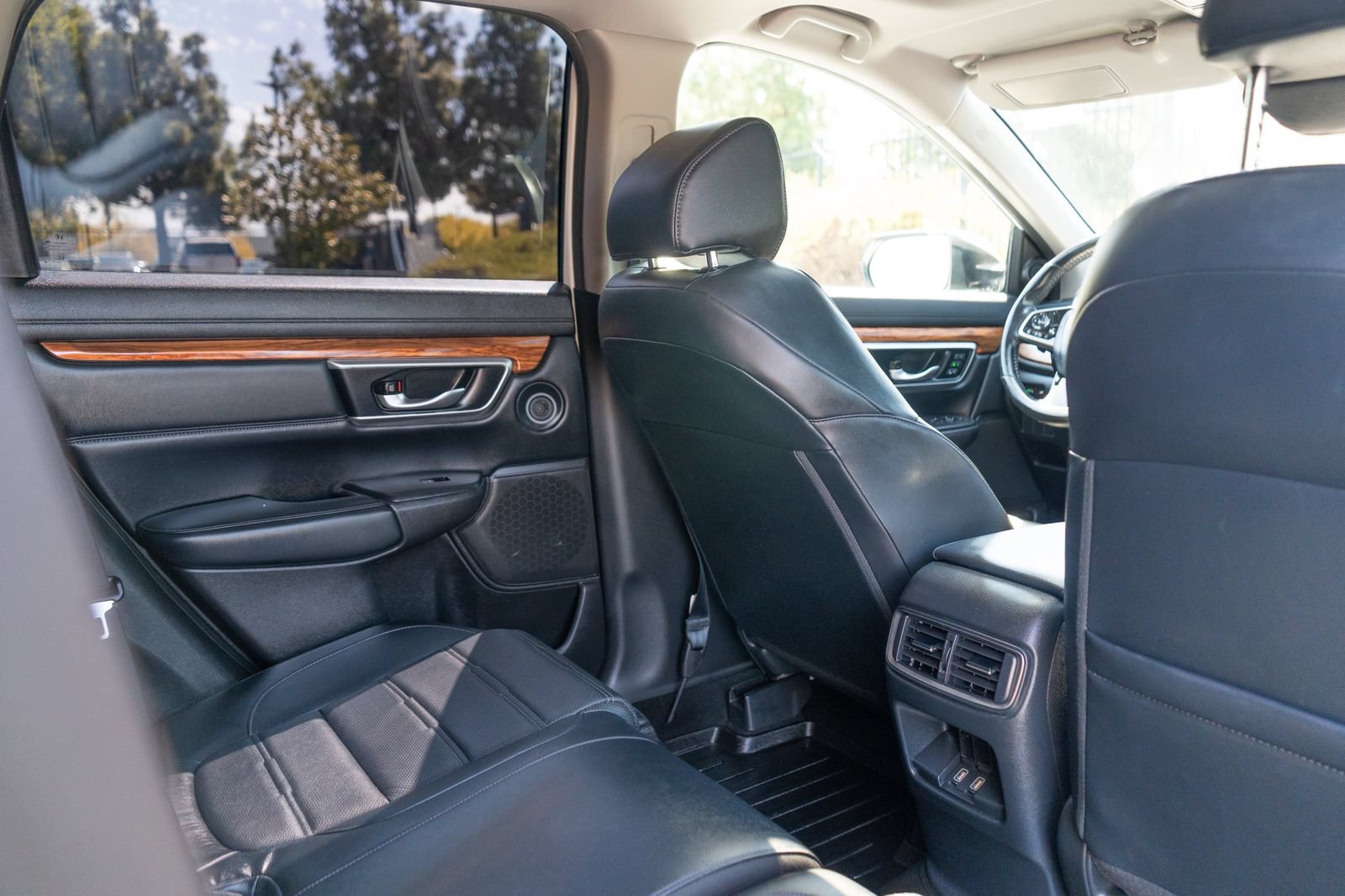 Used 2020 Honda CR-V Touring image 21