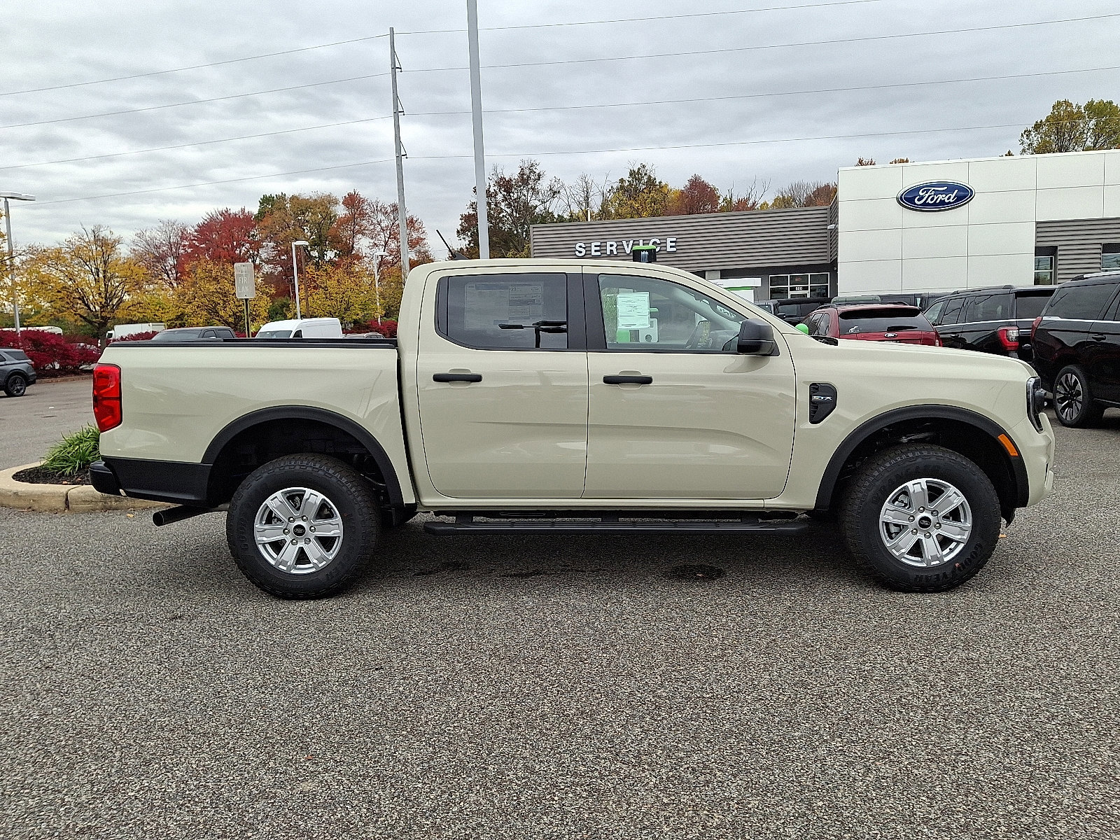 New 2025 Ford Ranger XL w/ Trailer Tow Package image 8