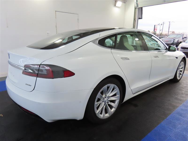 Used 2018 Tesla Model S 100D image 15