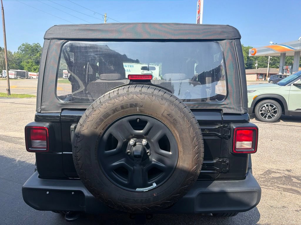 Used 2025 Jeep Wrangler Sport AWD/4WD image 7