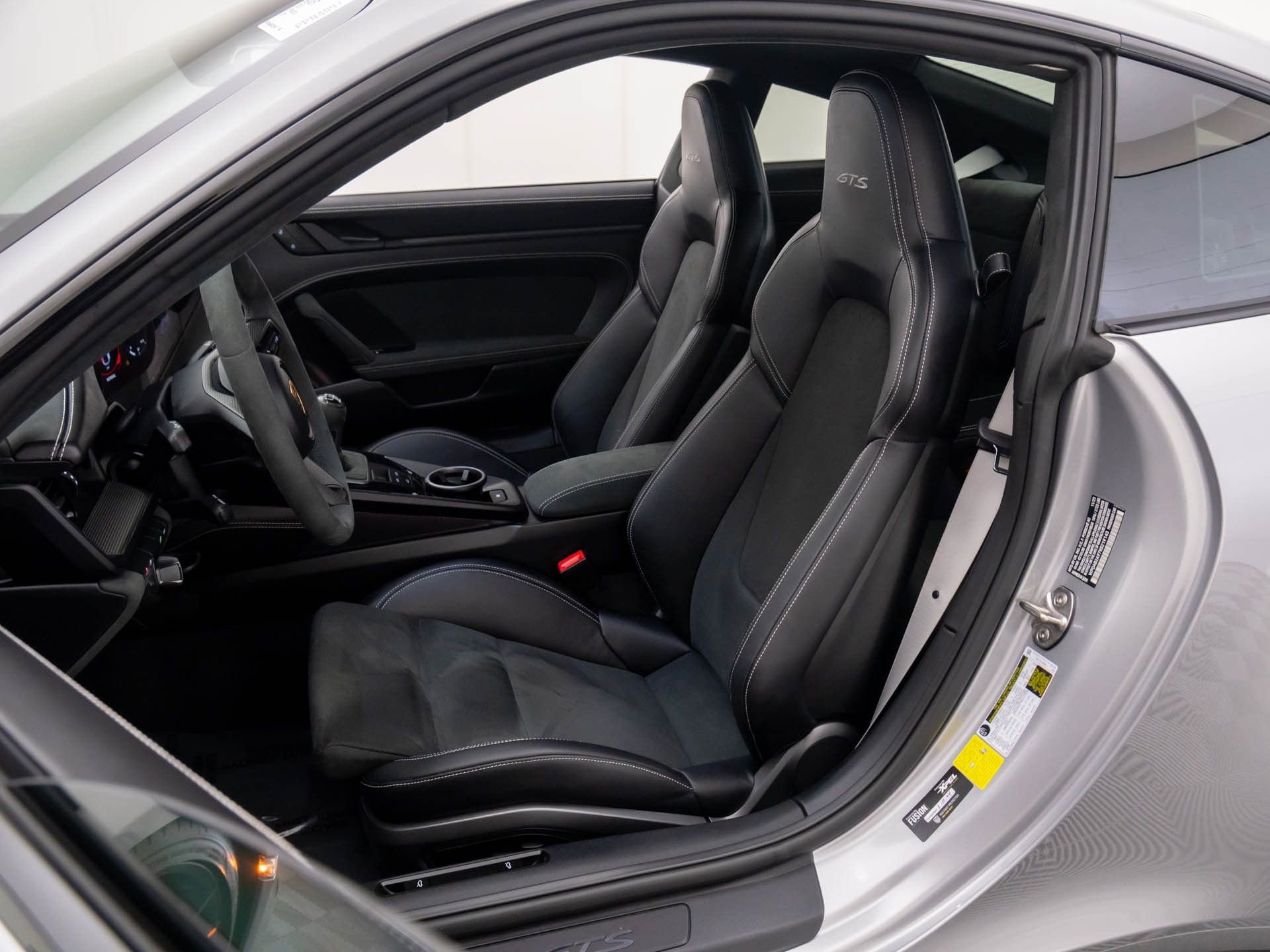 Certified 2024 Porsche 911 Carrera GTS image 5