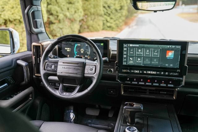 Used 2025 GMC Hummer EV 3X w/ Extreme Off-Road Package AWD/4WD image 37