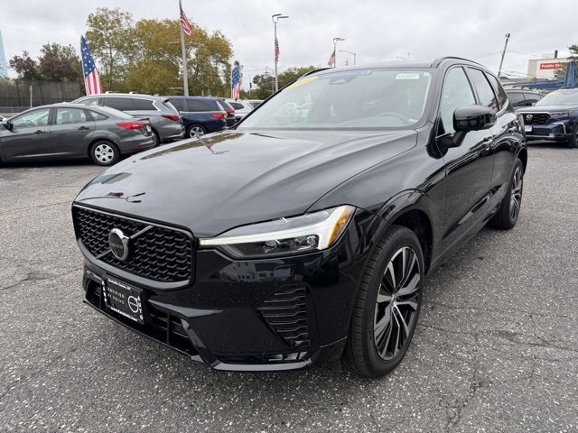 Used 2024 Volvo XC60 B5 Plus w/ Climate Package