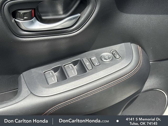 Certified 2025 Honda HR-V Sport image 11