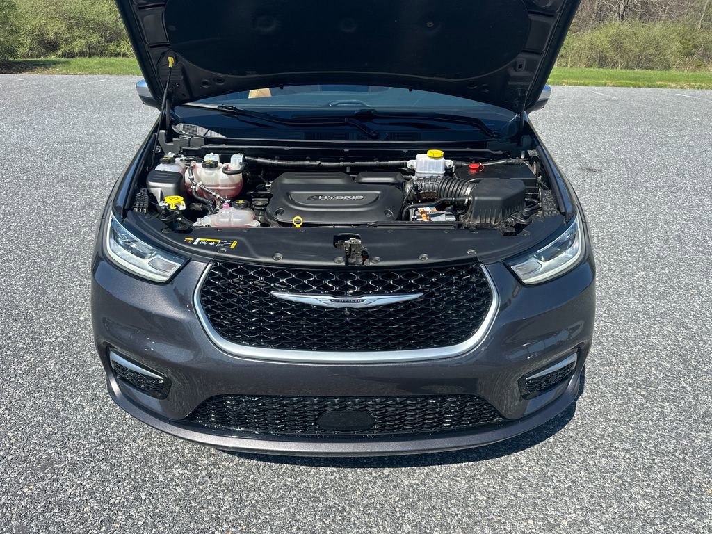 Used 2023 Chrysler Pacifica Pinnacle image 10